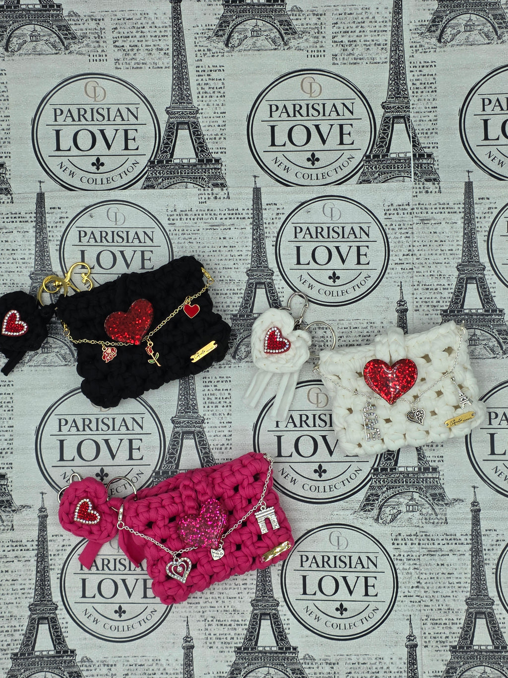 Coqueta Paris Heart Pouch