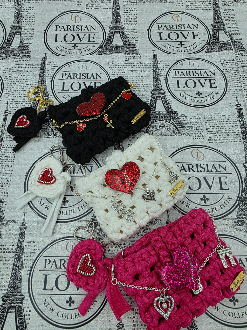 Coqueta Paris Heart Pouch