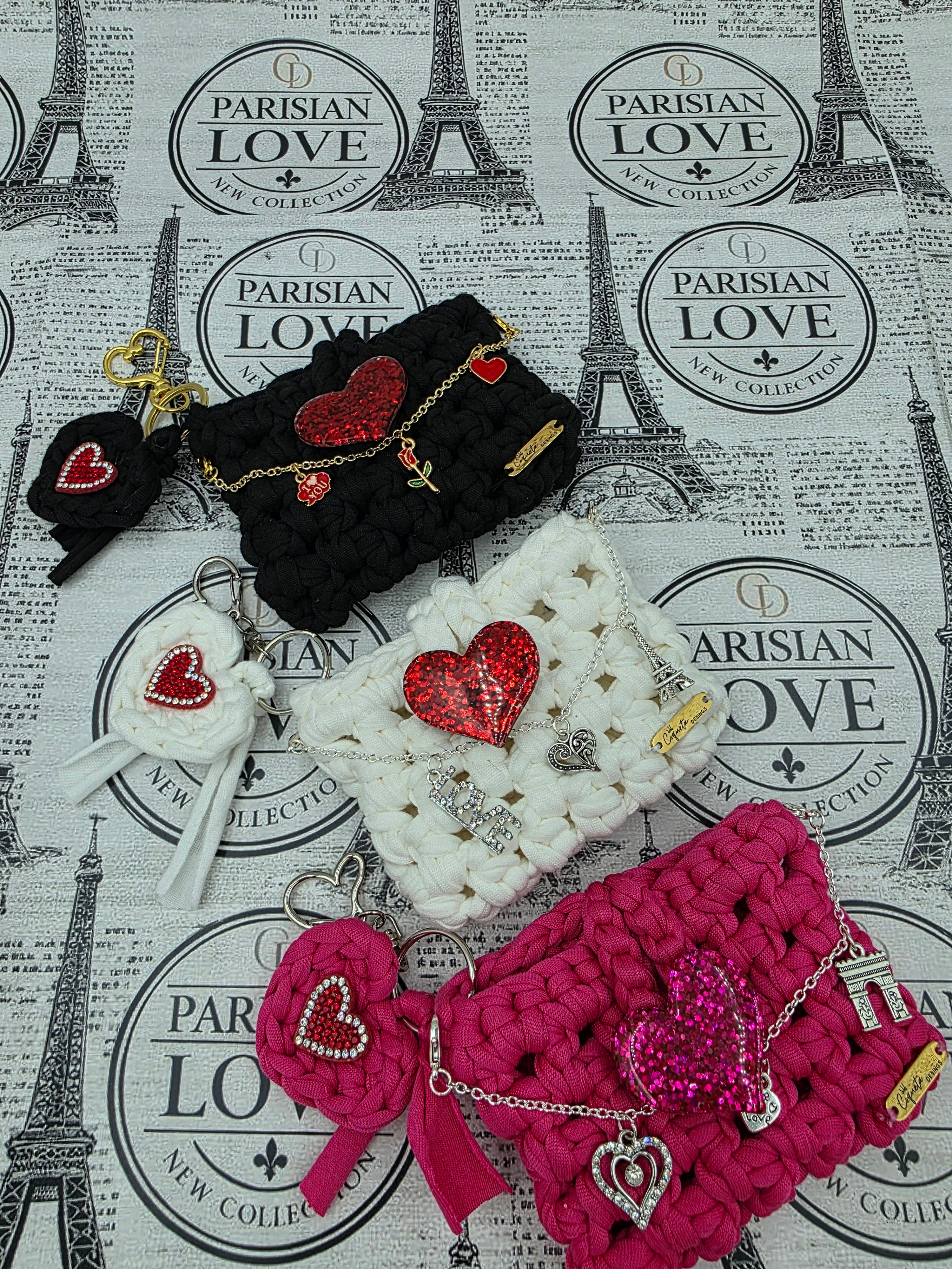 Coqueta Paris Heart Pouch