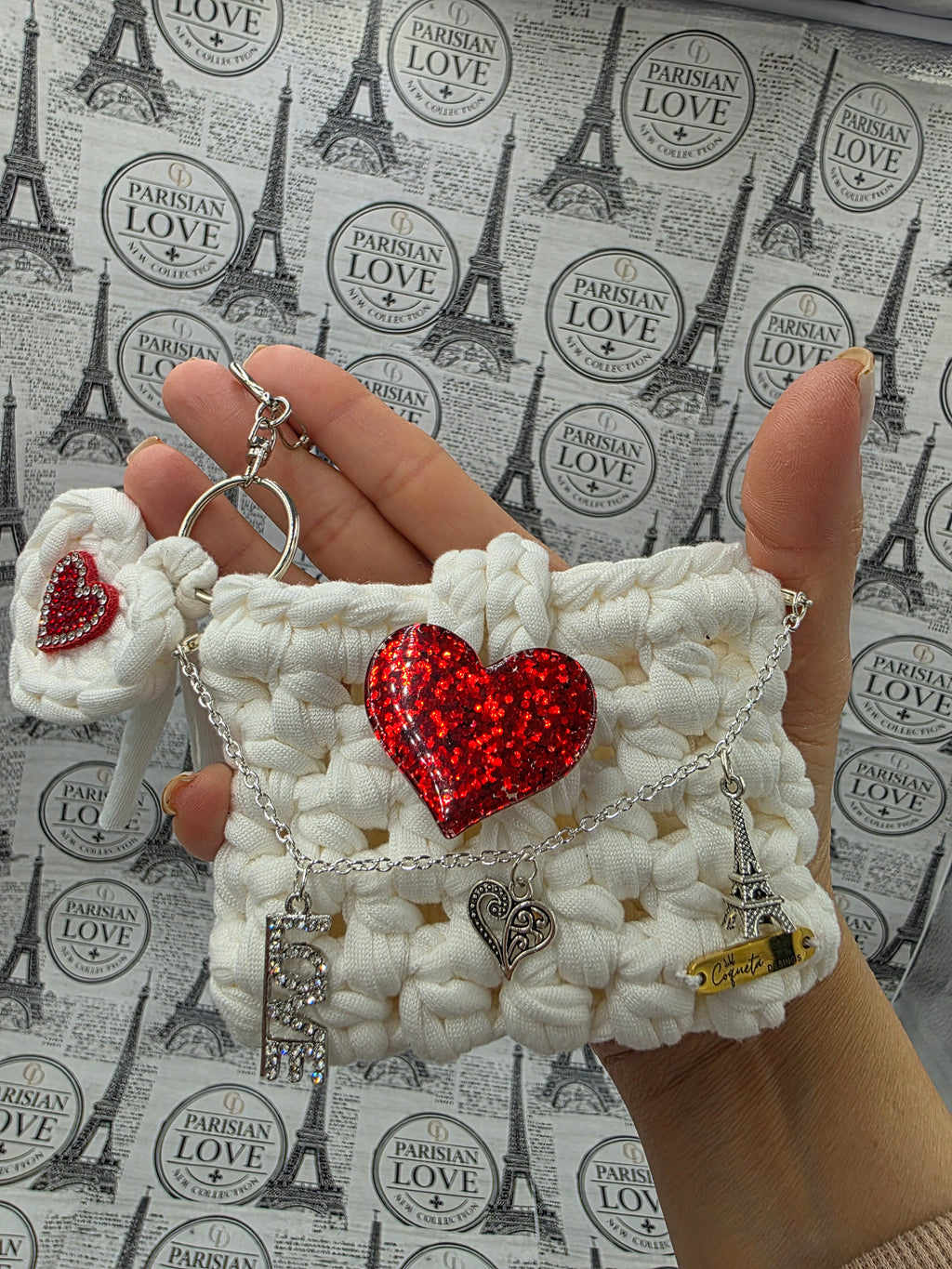 Coqueta Paris Heart Pouch