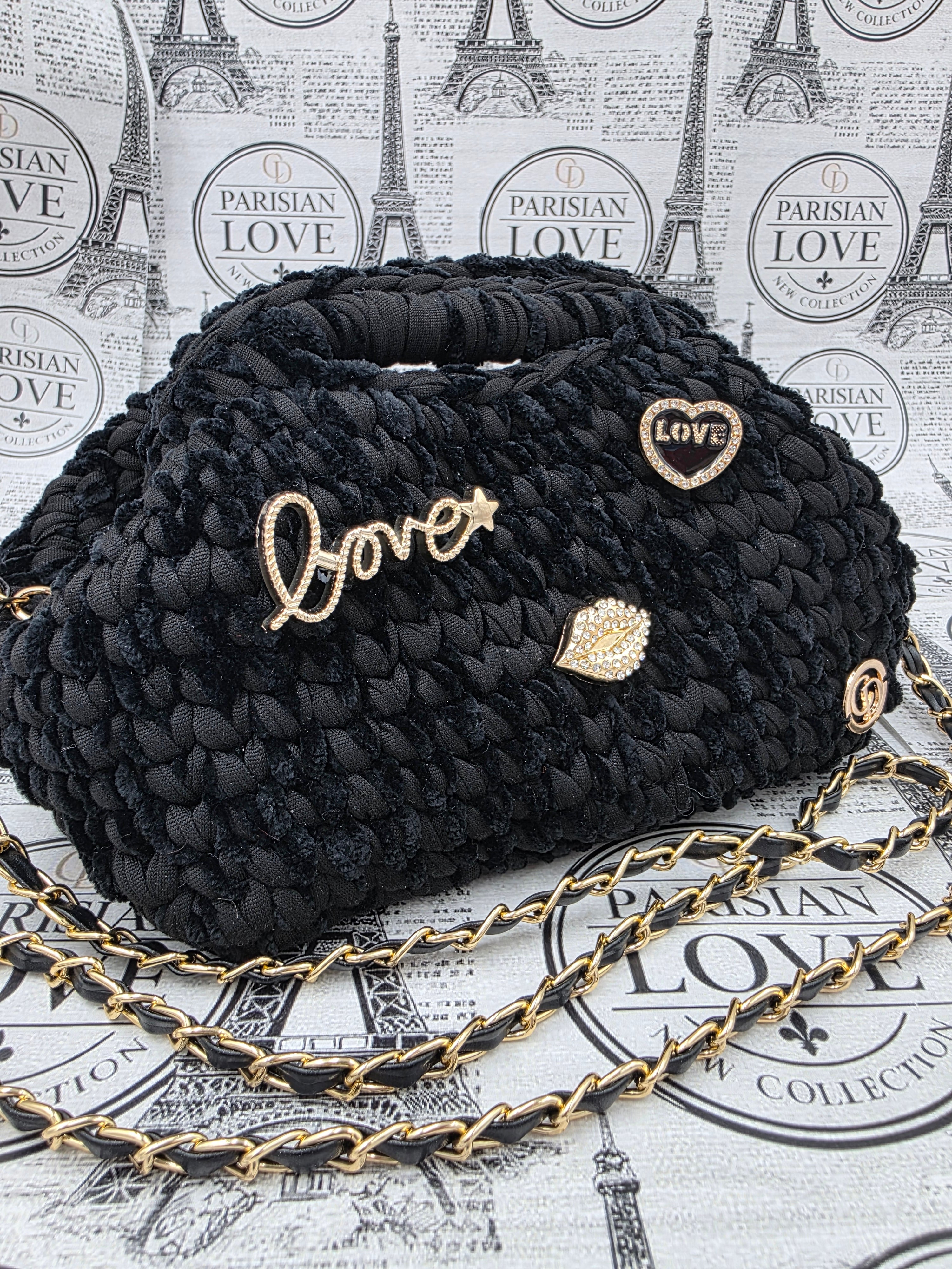 Coqueta Noir – Parisian Love Collection