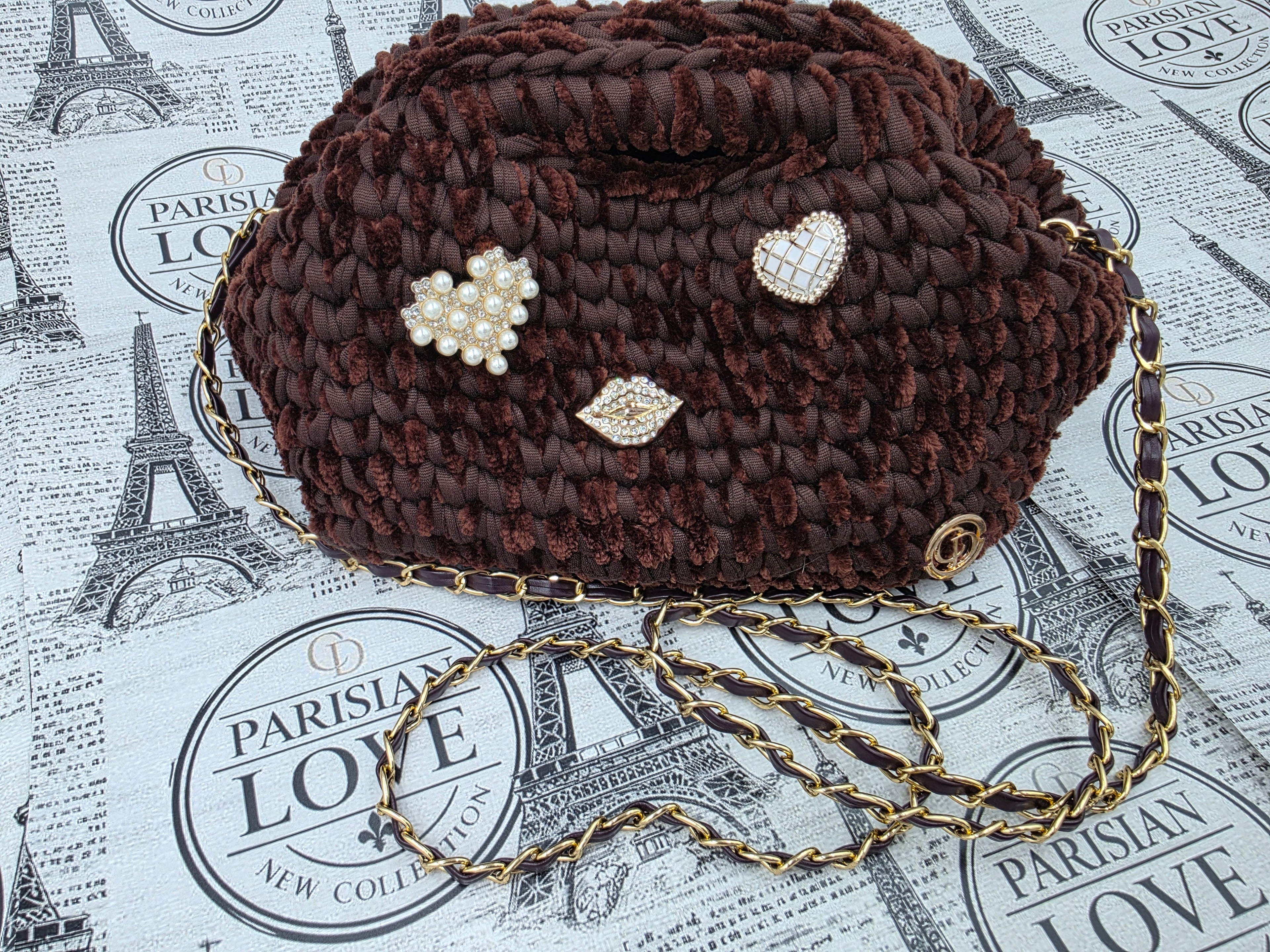 Coqueta Noir – Parisian Love Collection